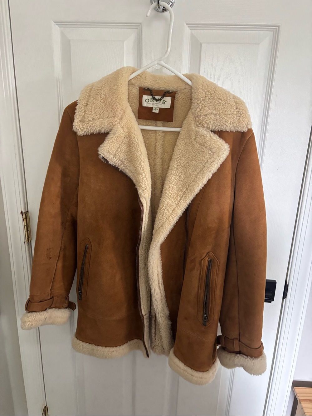 Orvis Women's genuine Shearling Suede Coat in Chestnut